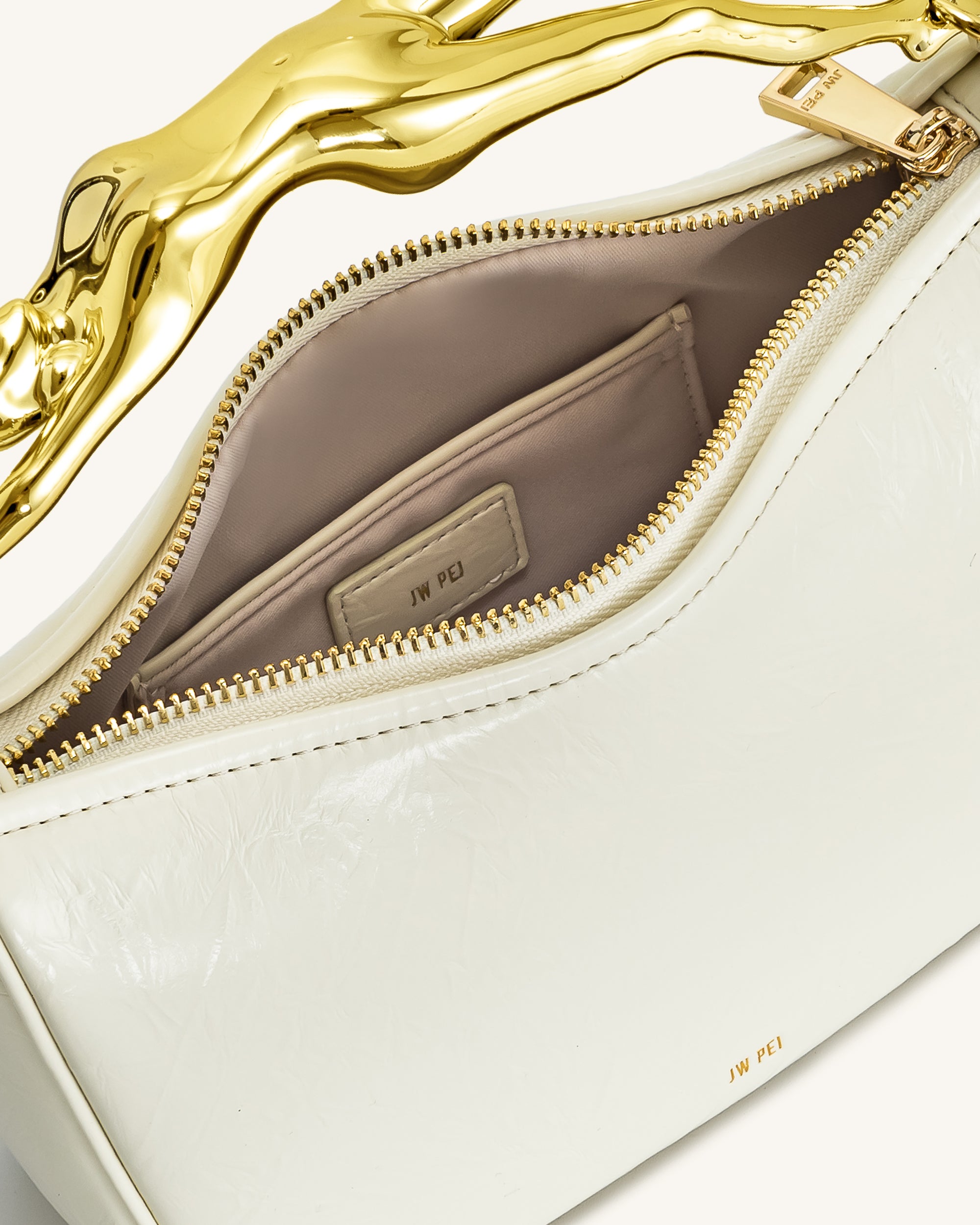 Jenny Human-shaped Handle Handbag - White