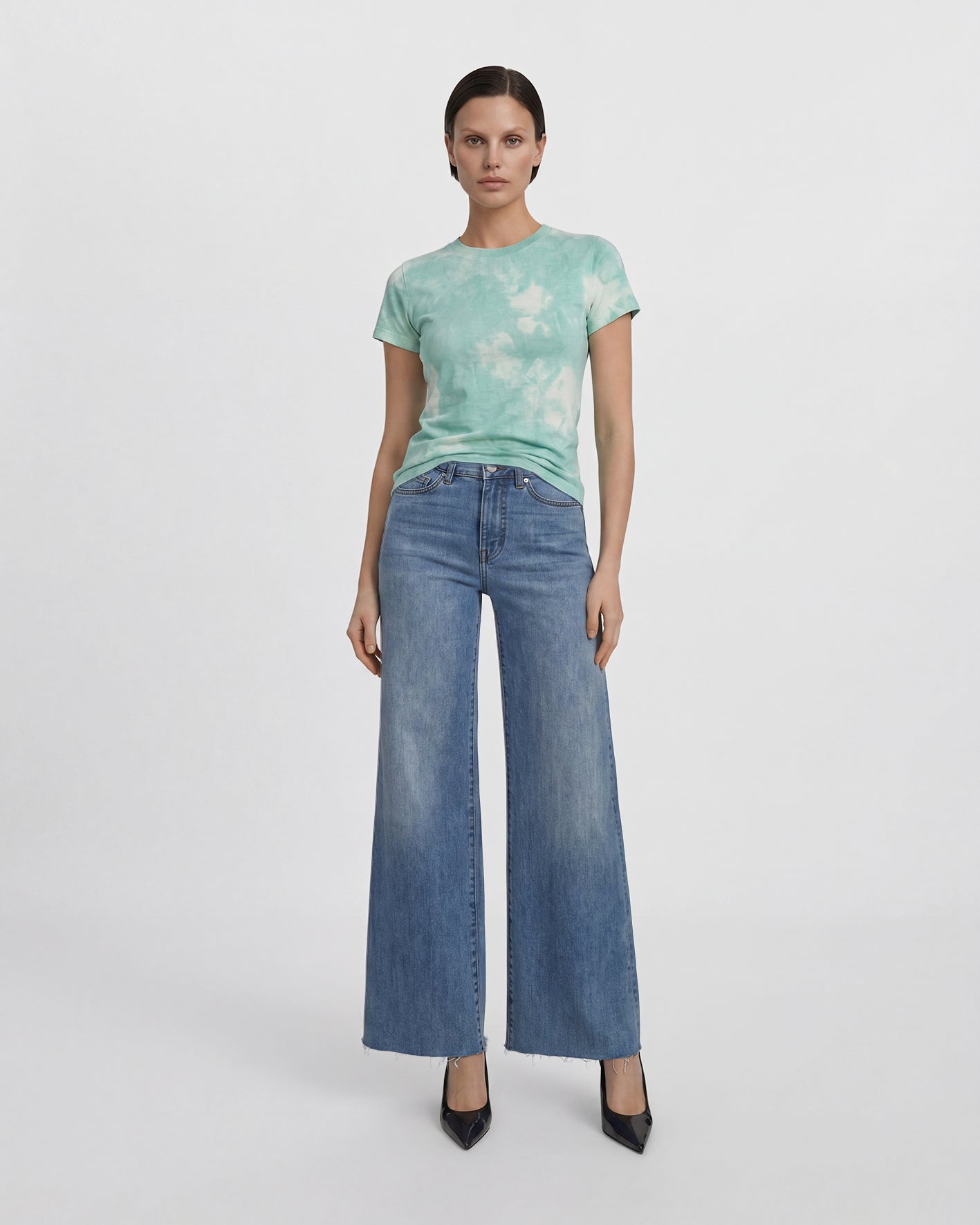 The Local Mood Ring T-shirt - Mint Cloud