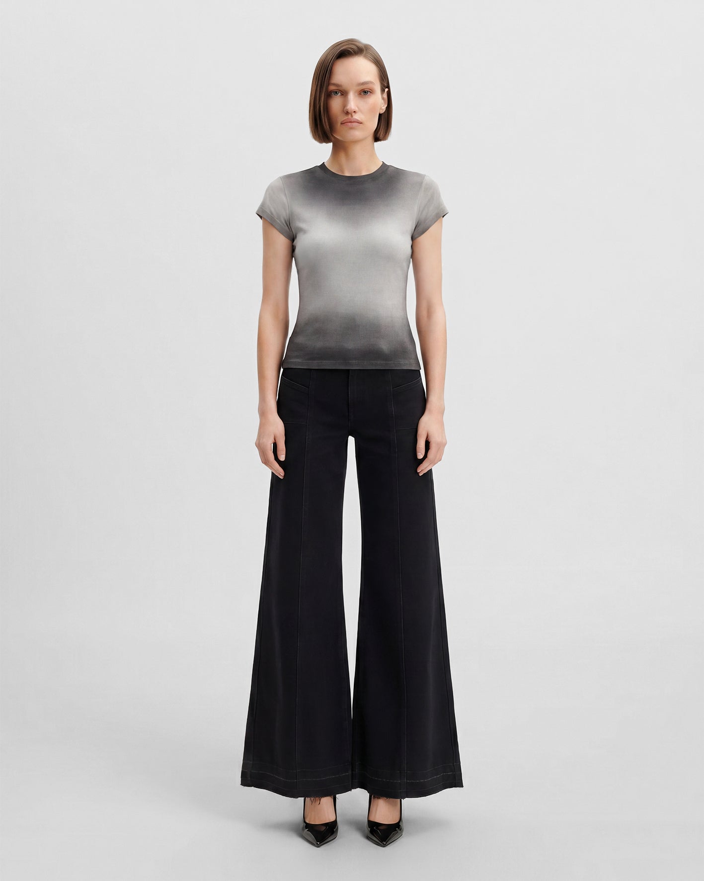 The Slacker Fade Out T-shirt - Faded Charcoal