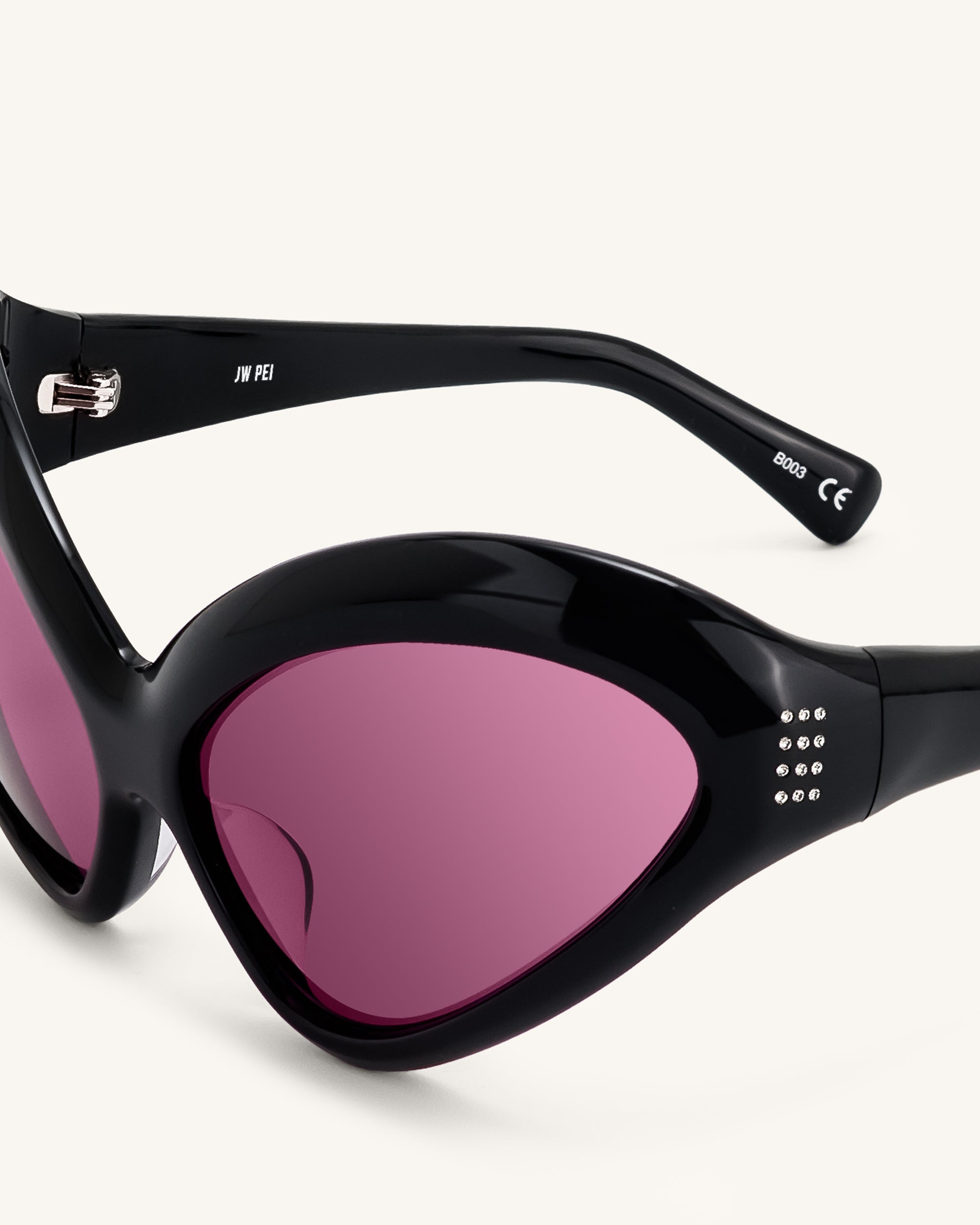 Quorra Cateye Sunglasses - Black