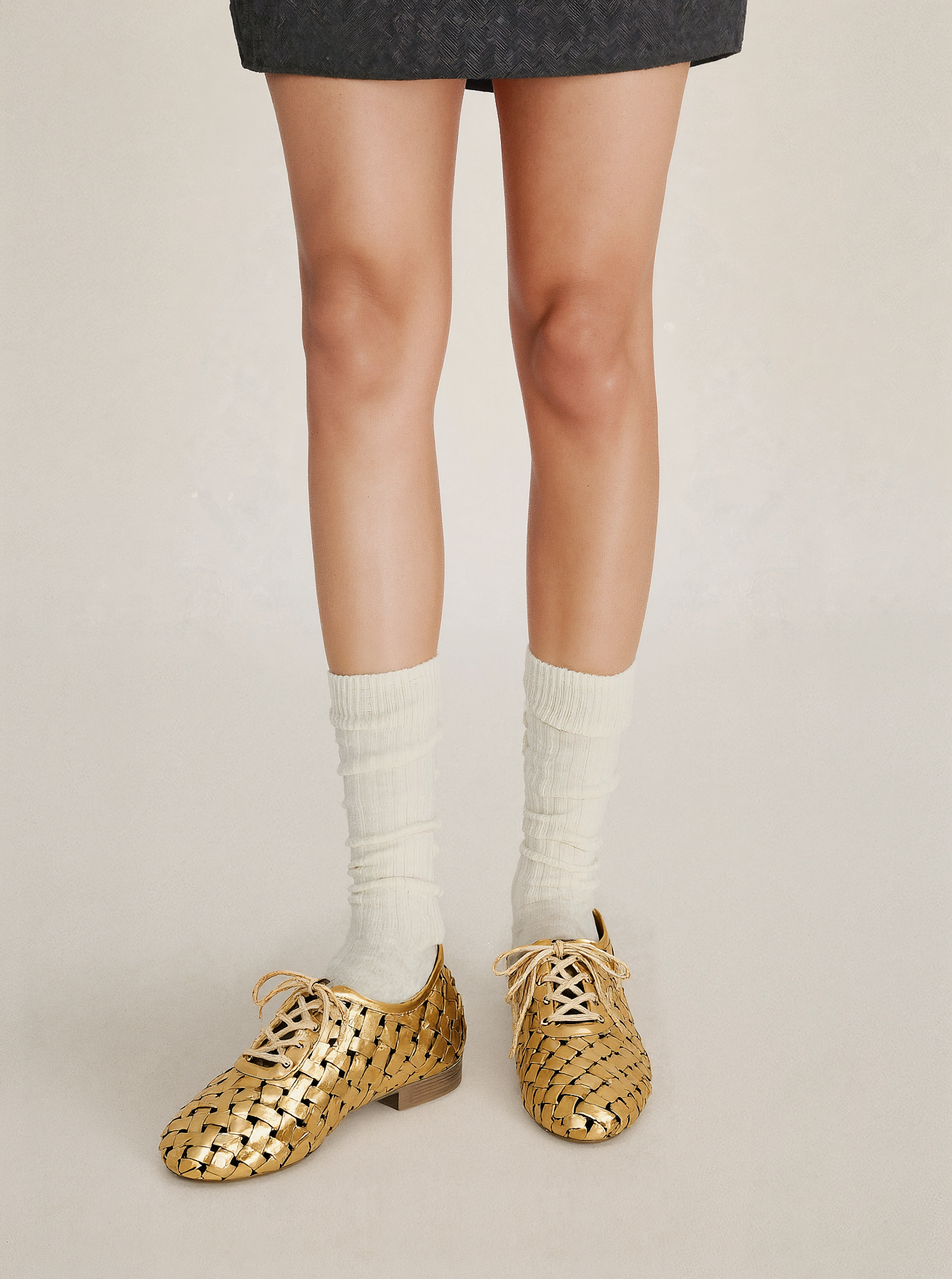 Kayla Weave Strap Flat Shoes - Gold